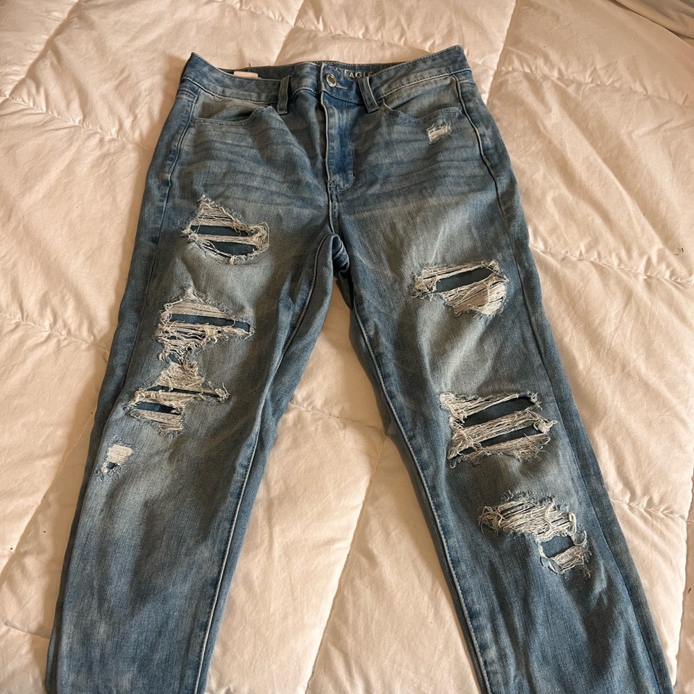 American Eagle Ripped Skinny Jeans!